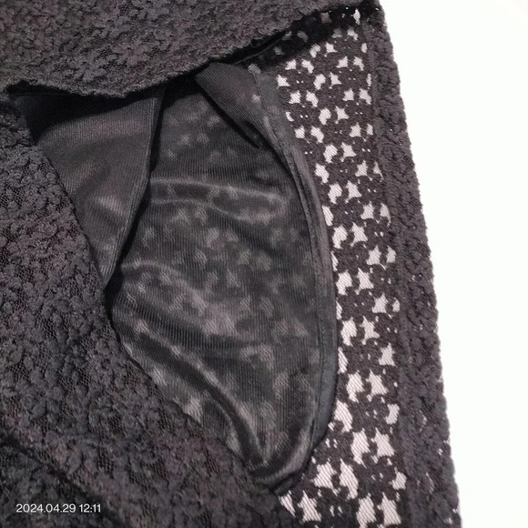 DW3 for David Warren Women's Size 6  Black Lace Minimalist Classic Lined Dress - Picture 9 of 12